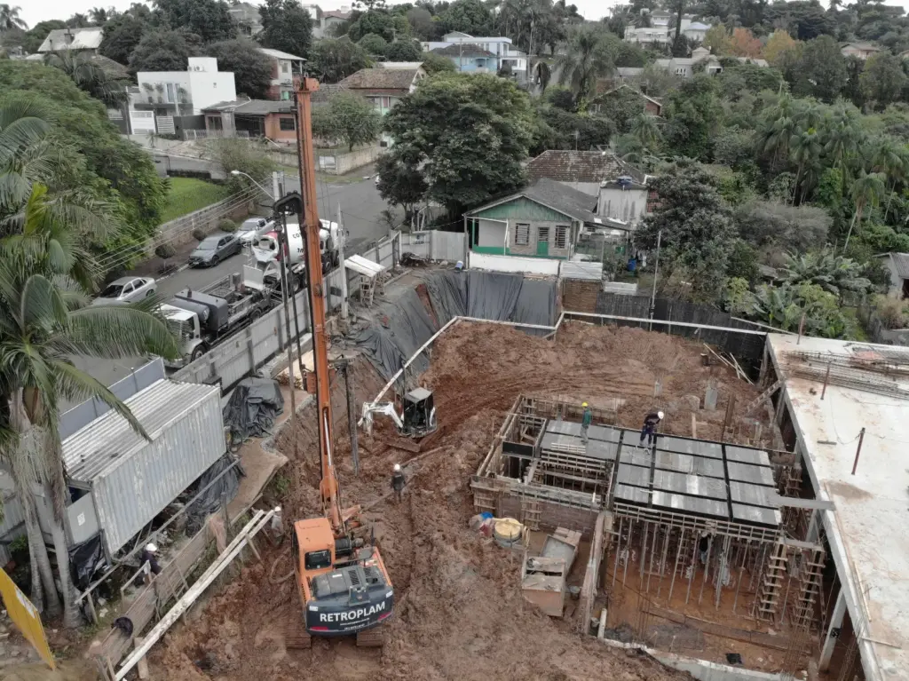 estaca hélice contínua execução