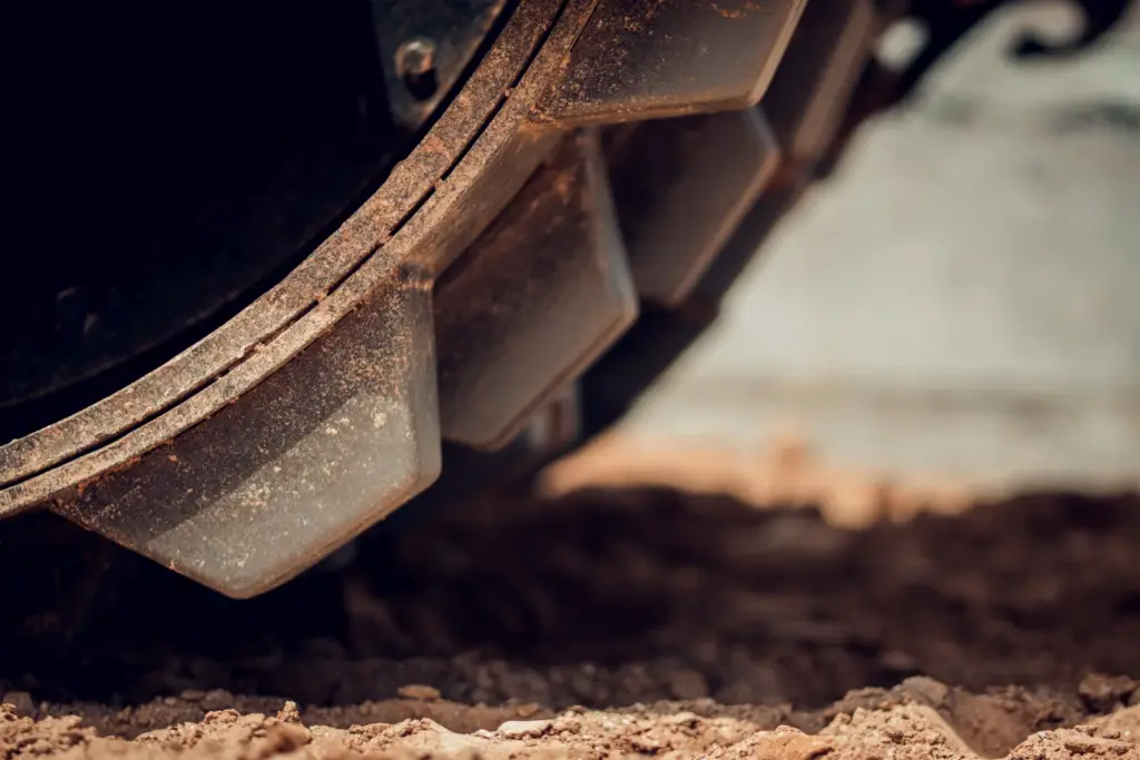 locação de rolo compactador